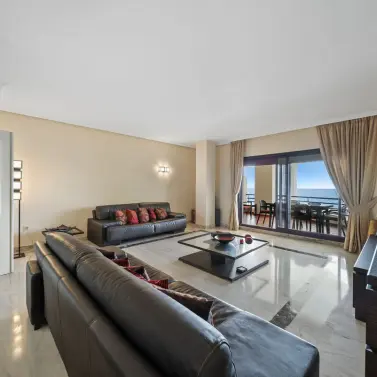 Sale of middle floor apartment in Benalmadena