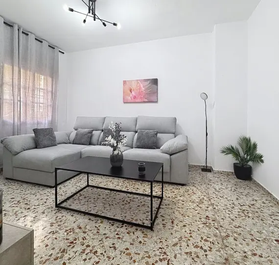 Sale of semi-detached house in Estepona