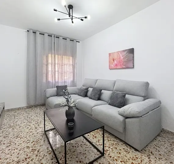 Sale of semi-detached house in Estepona