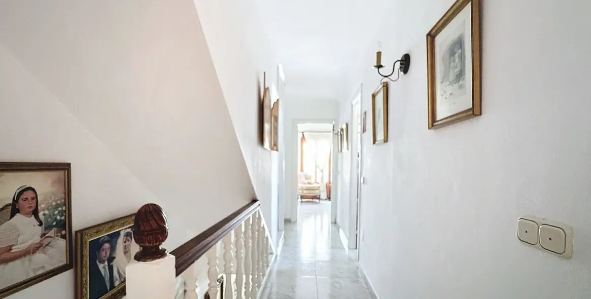 Sale of semi-detached house in Estepona 14