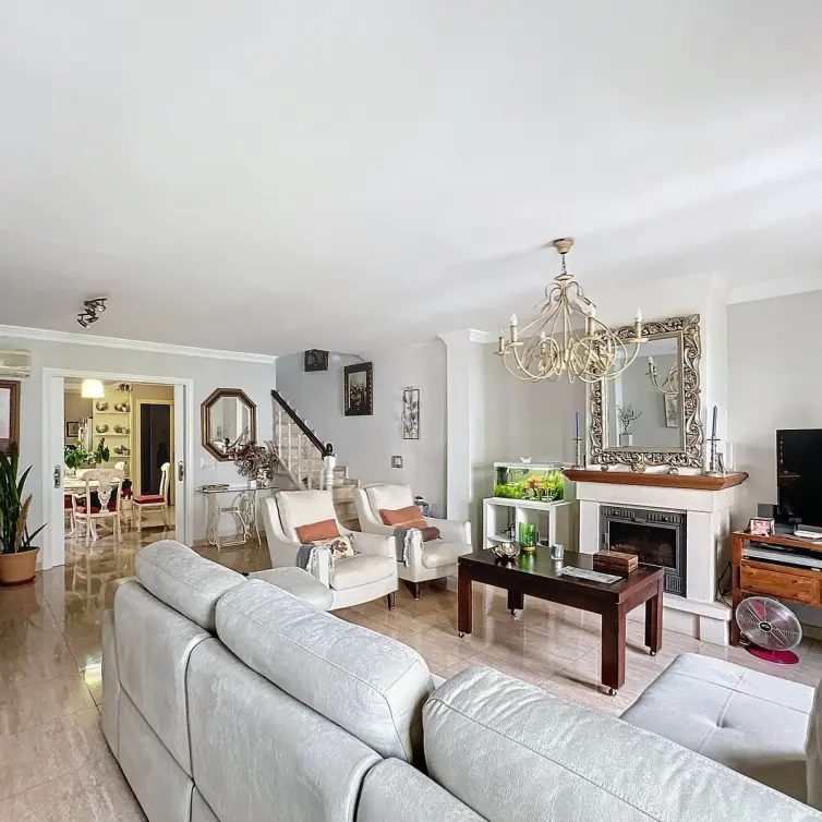 Venta de casa pareada en Estepona