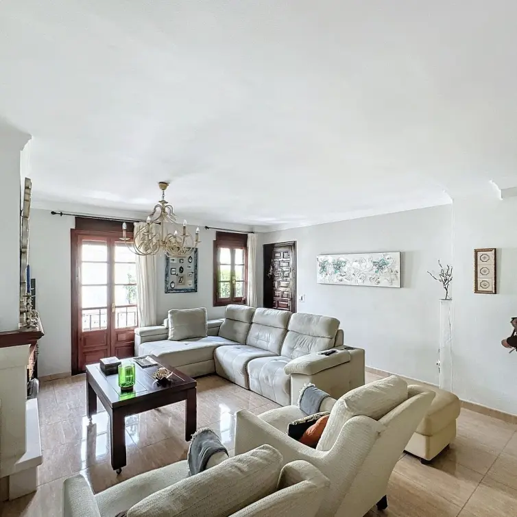 Venta de casa pareada en Estepona