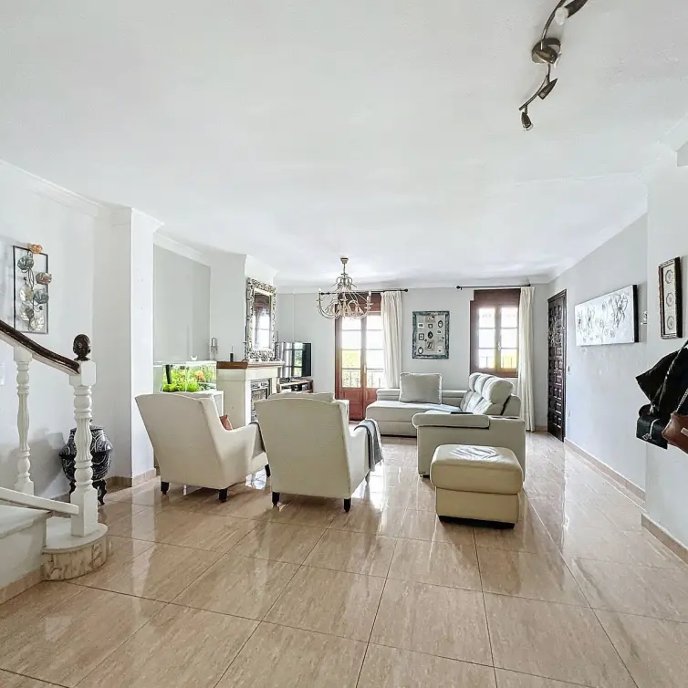 Venta de casa pareada en Estepona