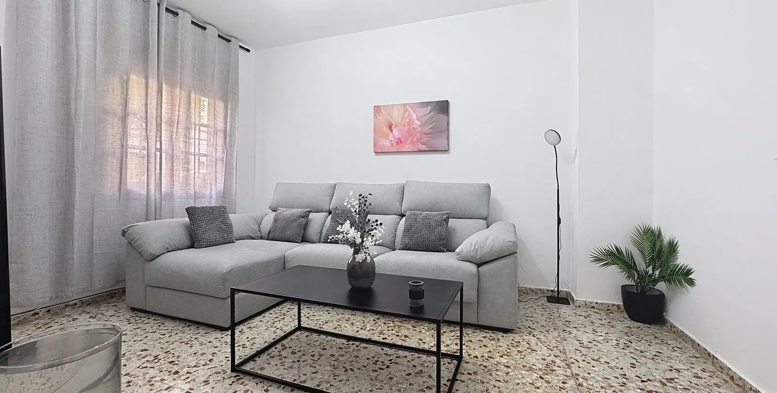 Продажа дома на две семьи в Estepona 8