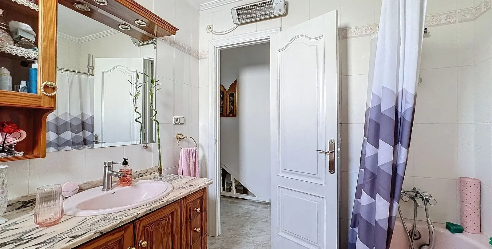 Продажа дома на две семьи в Estepona 19