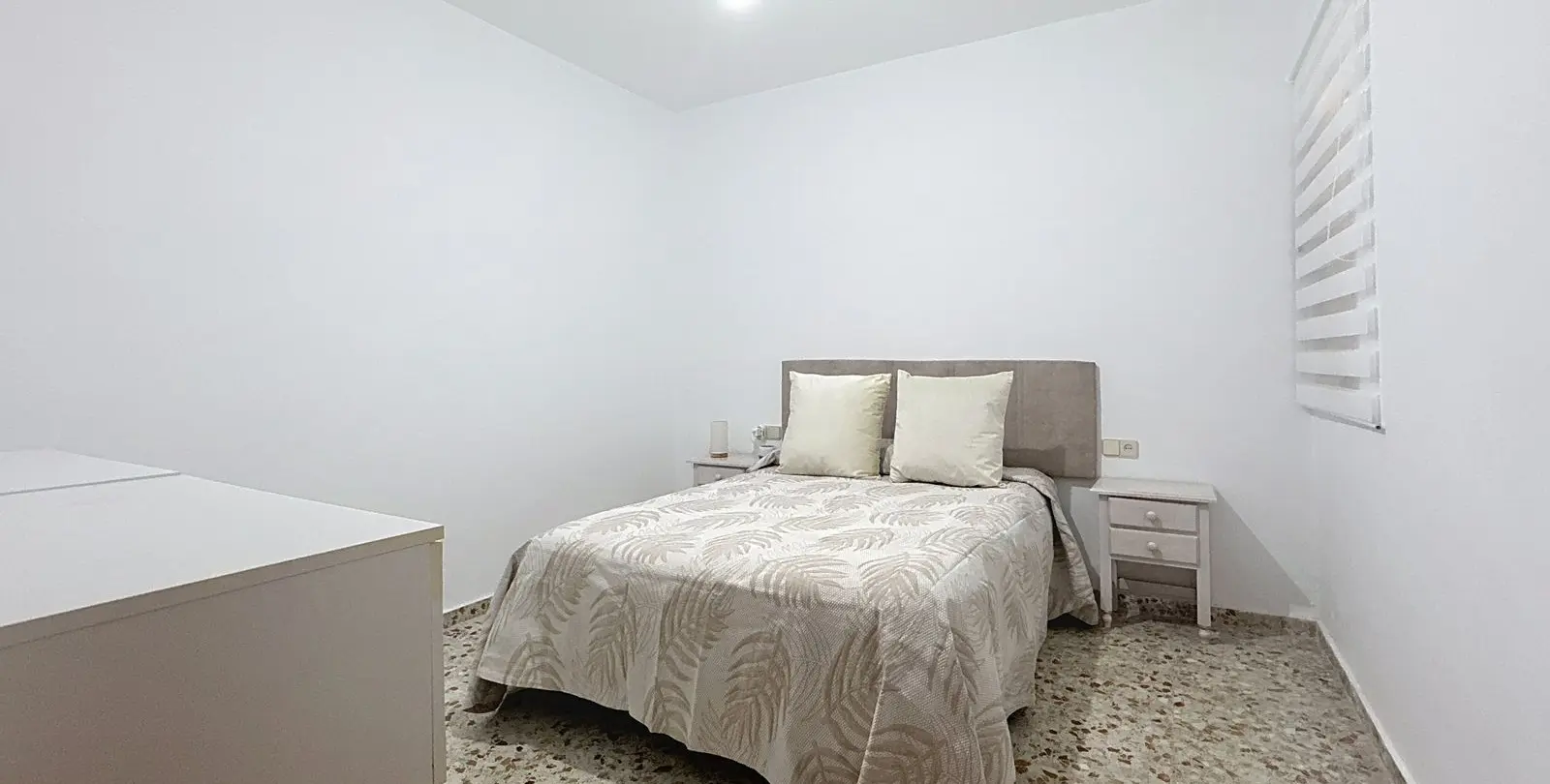 Продажа дома на две семьи в Estepona 24