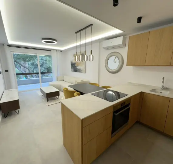 Middle floor apartment R4877320