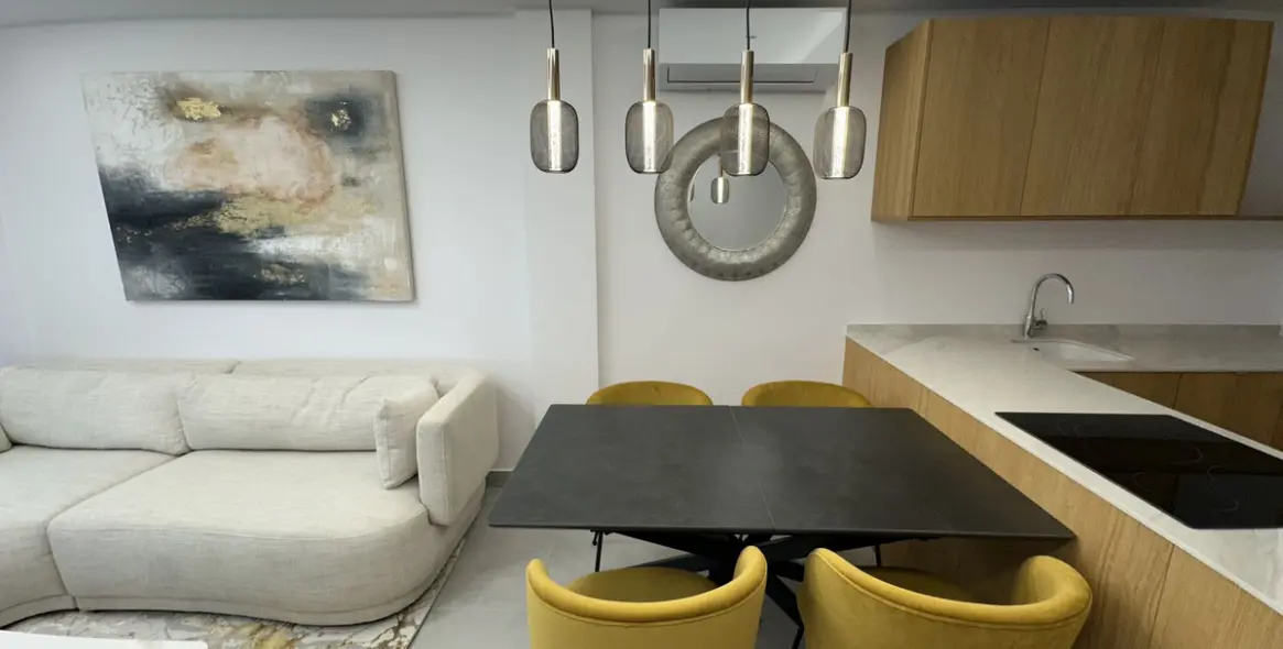 Долгосрочная аренда апартаментов на среднем этаже в Marbella (район The Golden Mile) 2