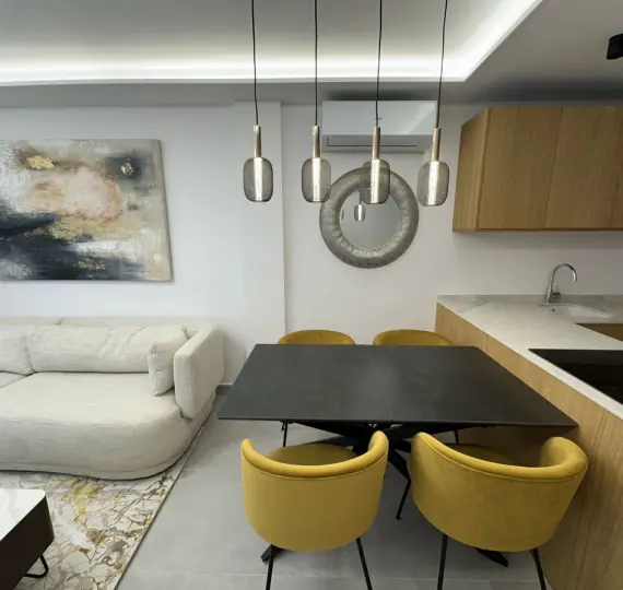 Middle floor apartment R4877320