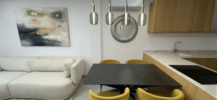 Middle floor apartment R4877320 1