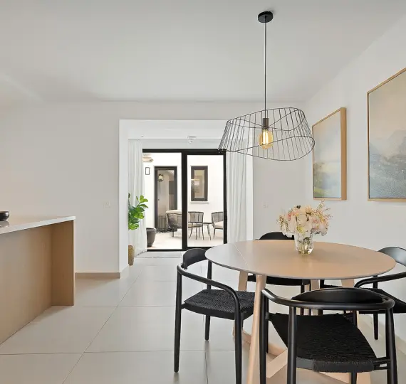 Sale of ground floor apartment in Estepona