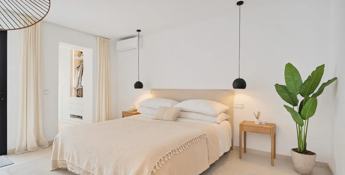 Sale of ground floor apartment in Estepona 11