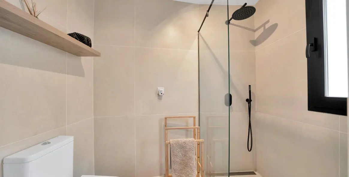 Sale of ground floor apartment in Estepona 15