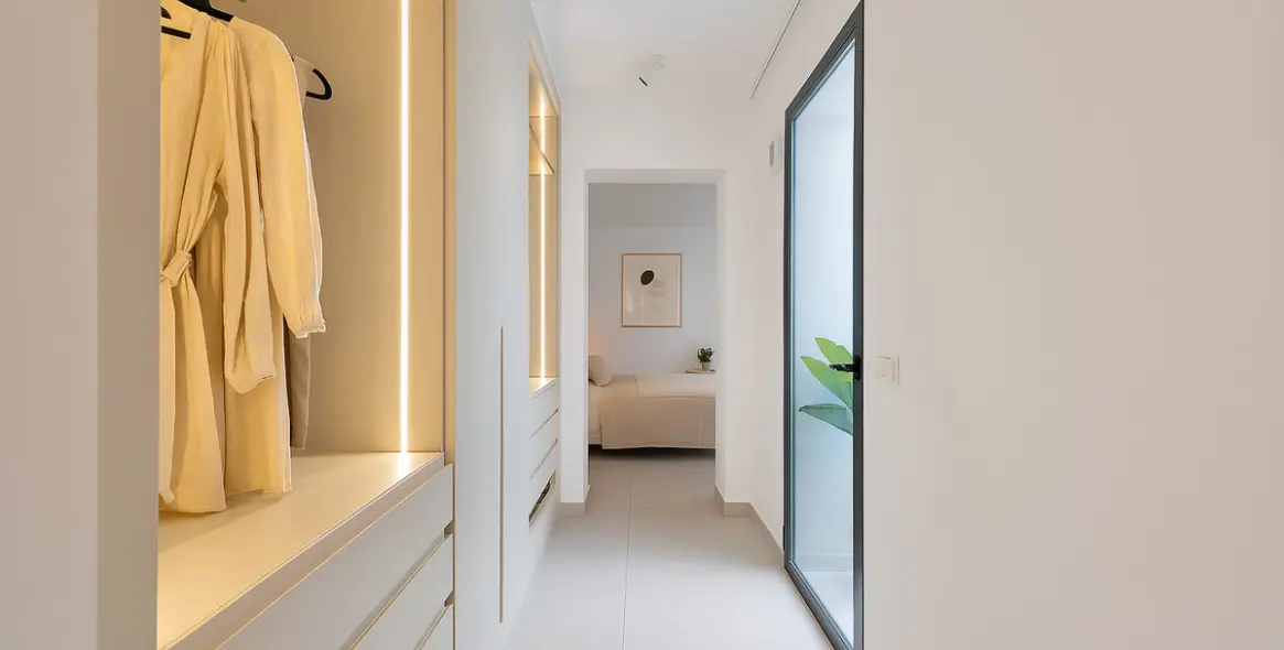 Sale of ground floor apartment in Estepona 16