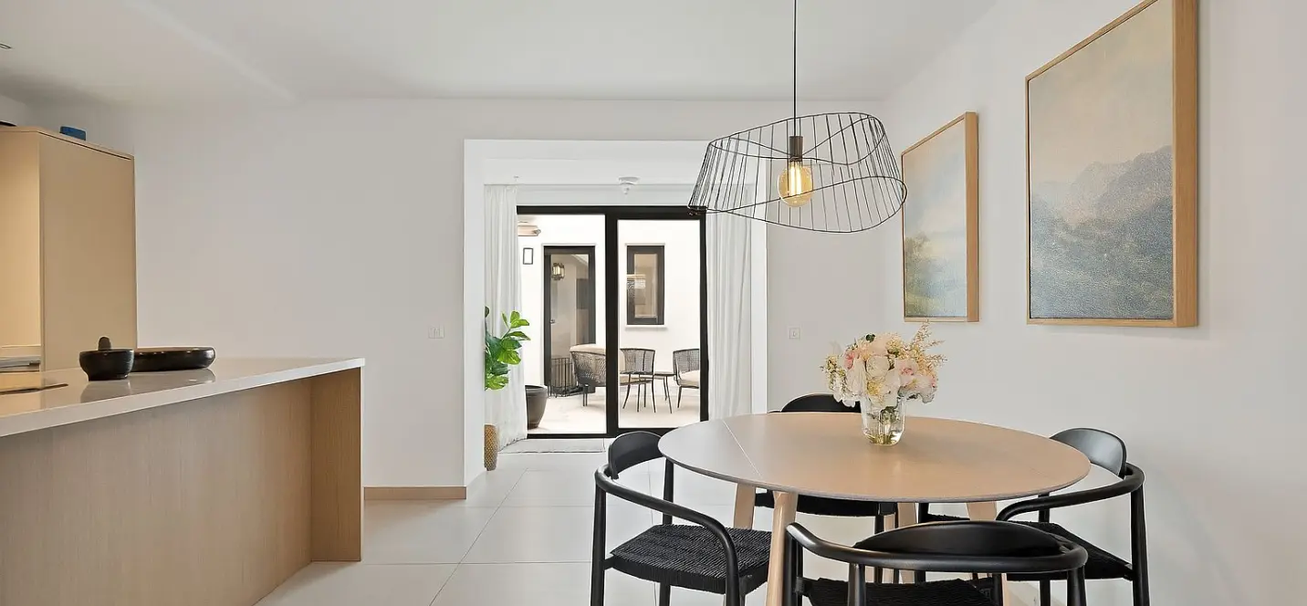 Venta de apartamento en planta baja en Estepona 0
