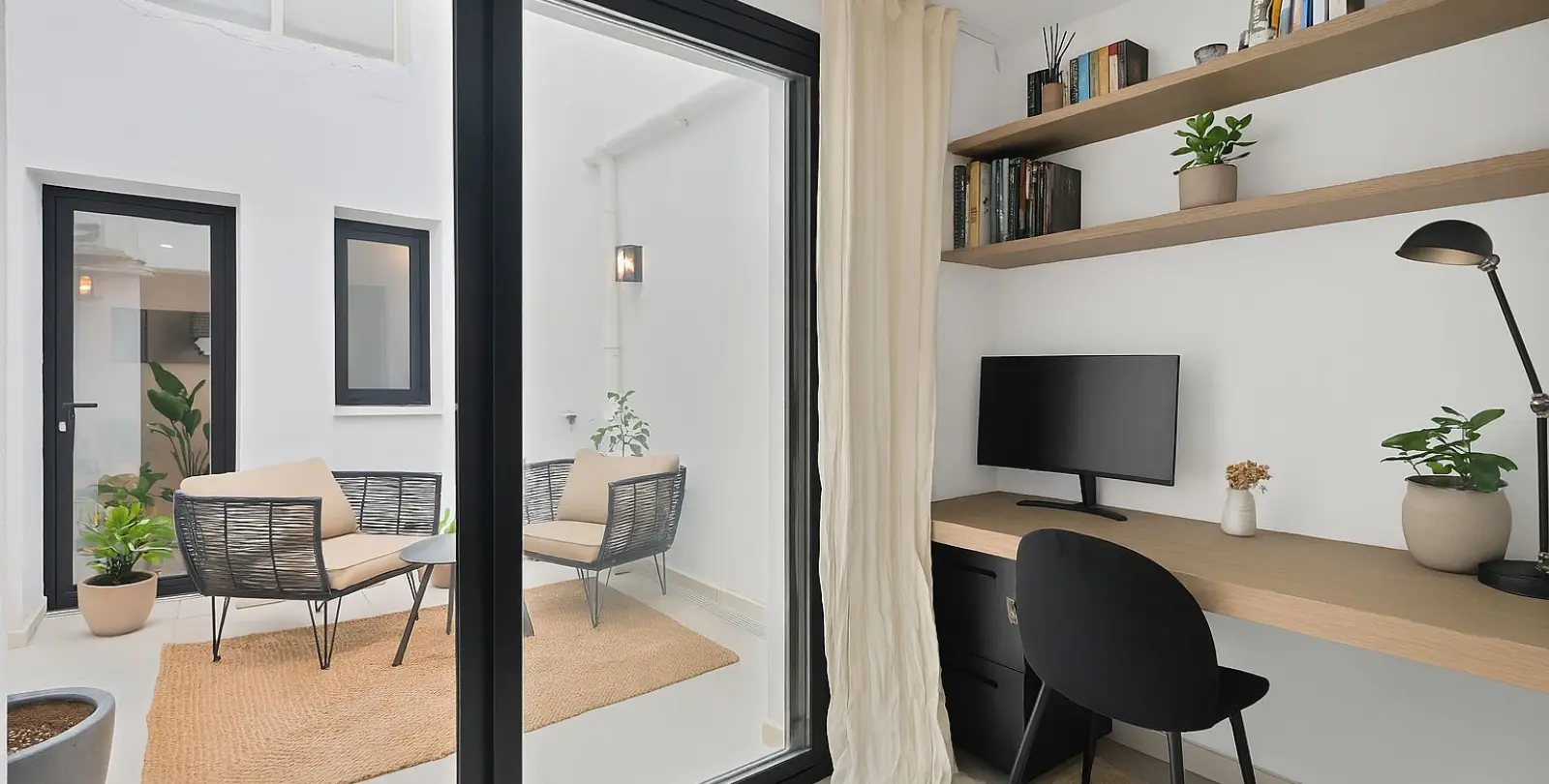 Venta de apartamento en planta baja en Estepona 17