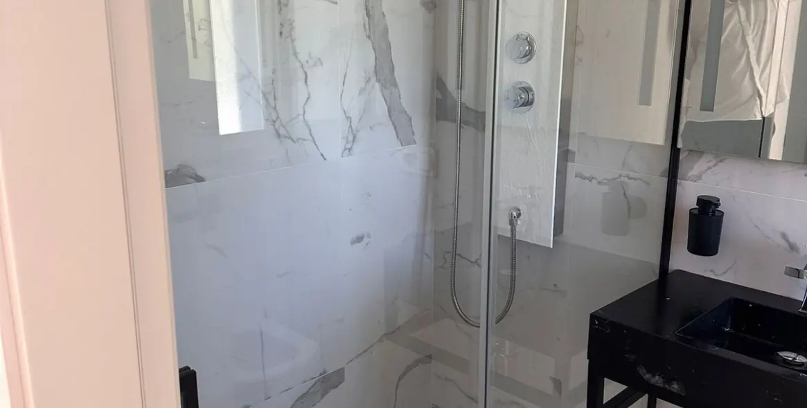 Продажа пентхауса в New Golden Mile 28