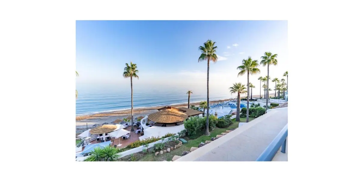 Продажа пентхауса в New Golden Mile 32