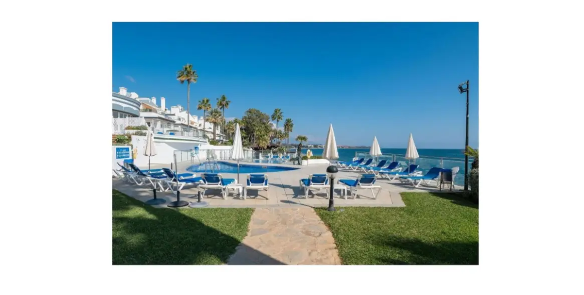 Продажа пентхауса в New Golden Mile 34