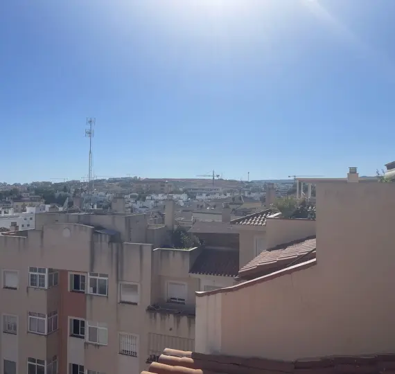 Sale of penthouse duplex in Estepona