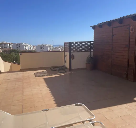 Sale of penthouse duplex in Estepona