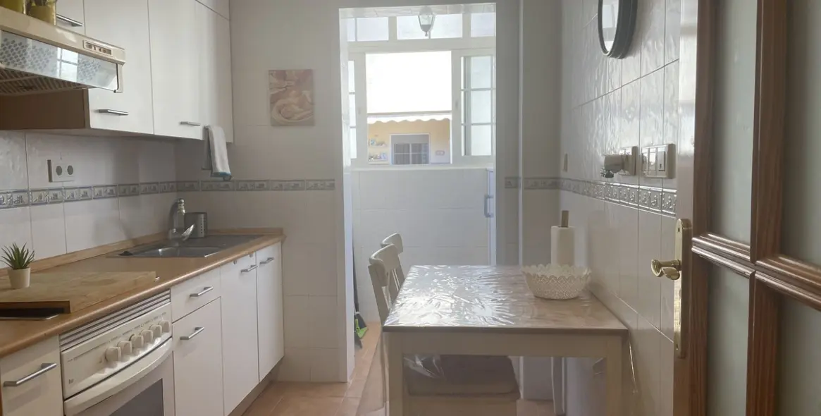 Sale of penthouse duplex in Estepona 24