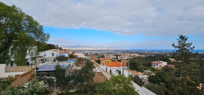 Sale of detached villa in Churriana 0