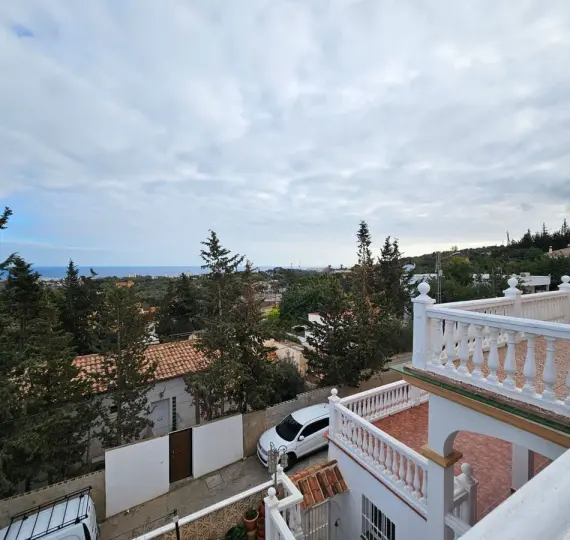 Sale of detached villa in Churriana