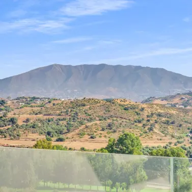 Venta de apartamento en planta media en La Cala de Mijas