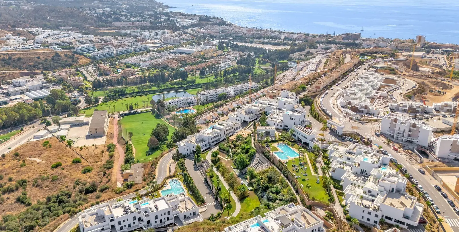Venta de apartamento en planta media en La Cala de Mijas 26