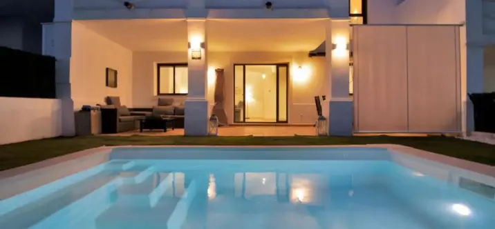 Sale of semi-detached house in Doña Julia 1