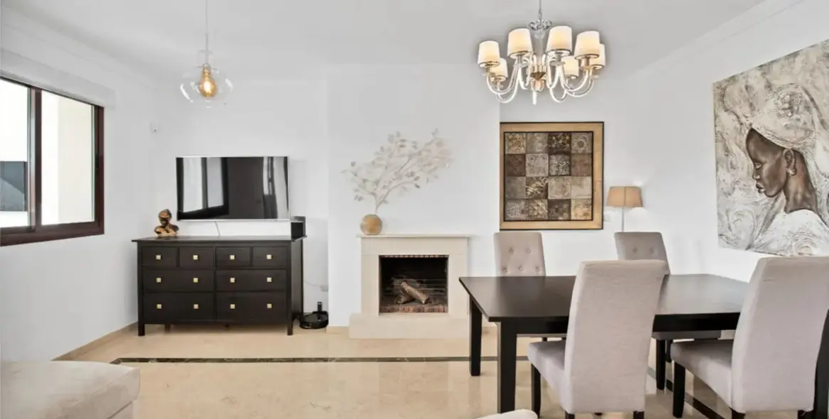 Sale of semi-detached house in Doña Julia 18