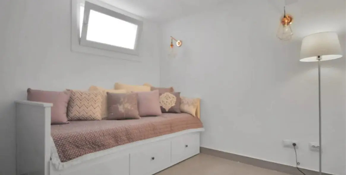 Продажа таунхауса в Doña Julia 41