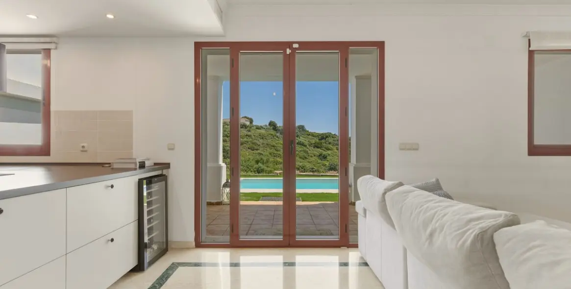 Sale of townhouse in Doña Julia 2