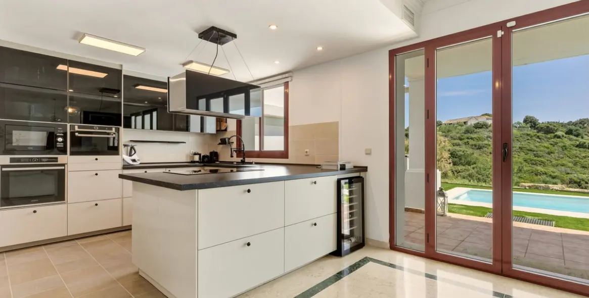 Sale of townhouse in Doña Julia 3