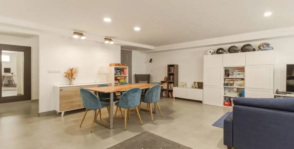 Sale of townhouse in Doña Julia 17