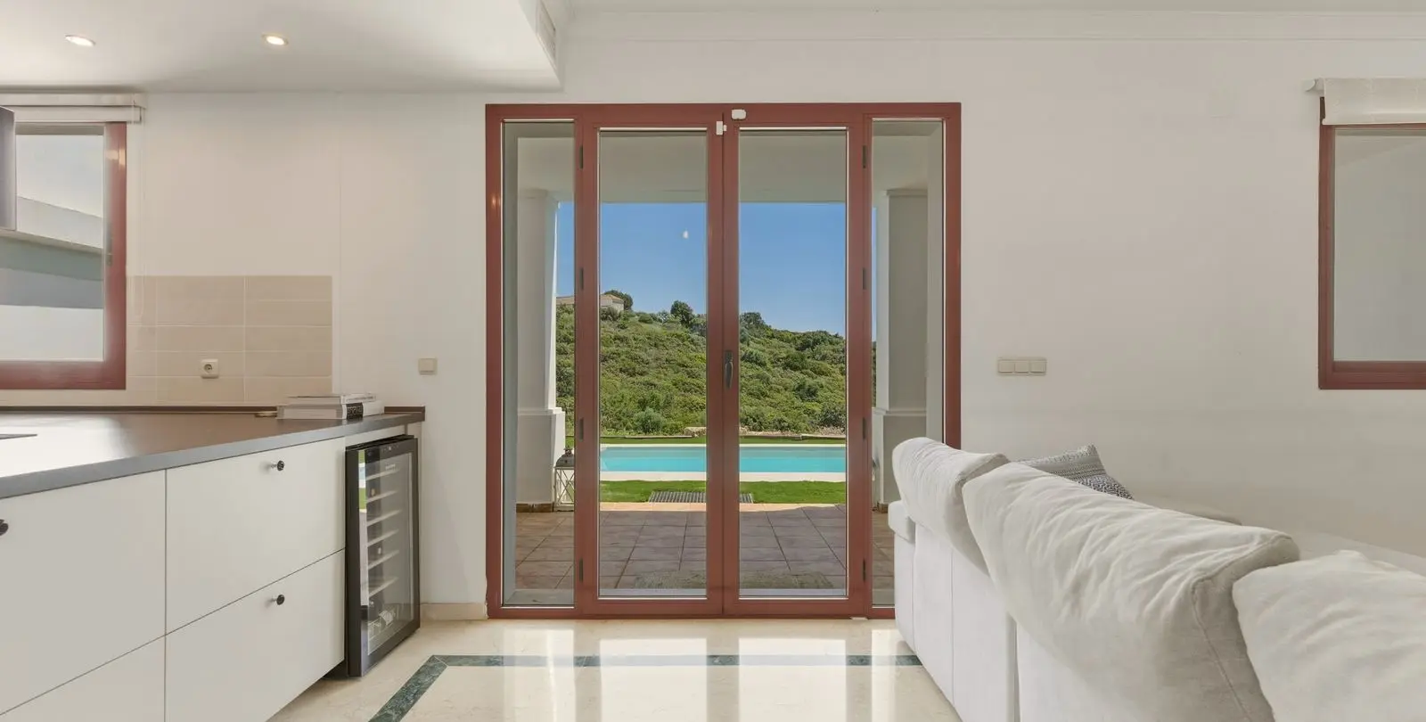 Sale of townhouse in Doña Julia 2