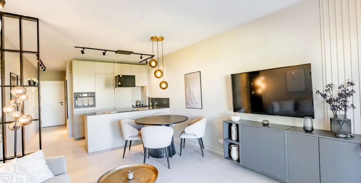 Sale of ground floor apartment in Nueva Andalucía 2