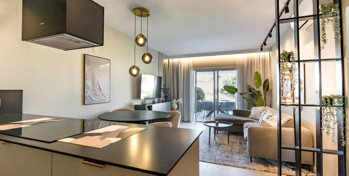 Sale of ground floor apartment in Nueva Andalucía 3