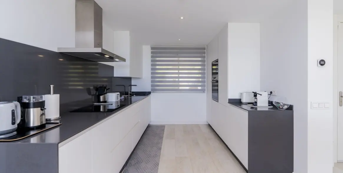 Sale of ground floor apartment in Estepona 5