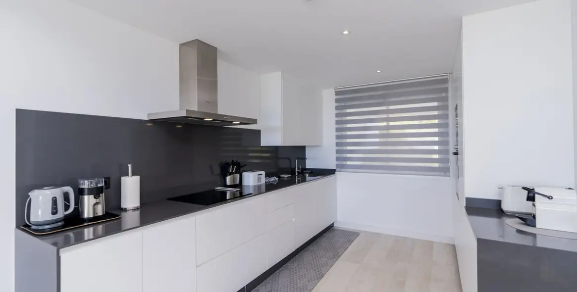 Sale of ground floor apartment in Estepona 8