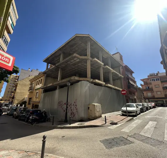 Продажа апартаментов на первом этаже в Fuengirola