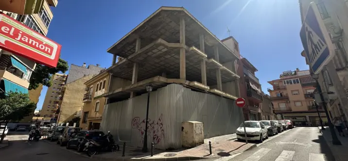 Продажа апартаментов на первом этаже в Fuengirola 1