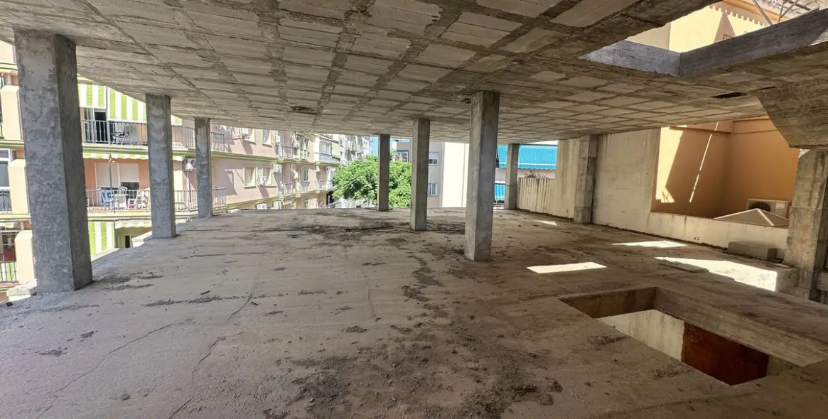 Sale of ground floor apartment in Fuengirola 9