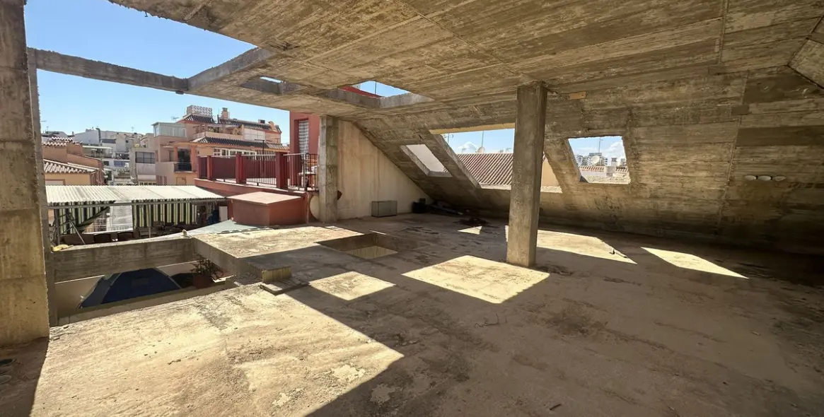 Sale of ground floor apartment in Fuengirola 10