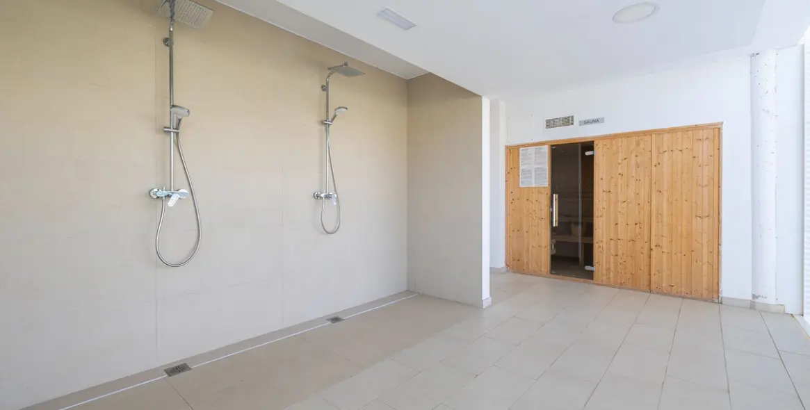 Продажа апартаментов на первом этаже в Benalmadena Costa 17