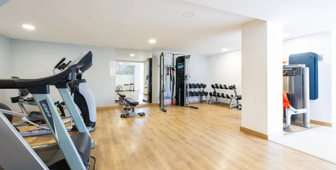 Продажа апартаментов на первом этаже в Benalmadena Costa 18