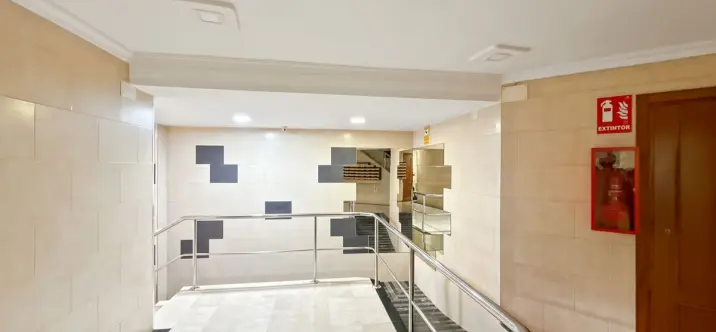 Sale of middle floor apartment in El Ejido 3