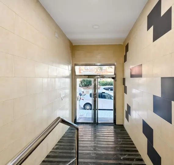 Sale of middle floor apartment in El Ejido