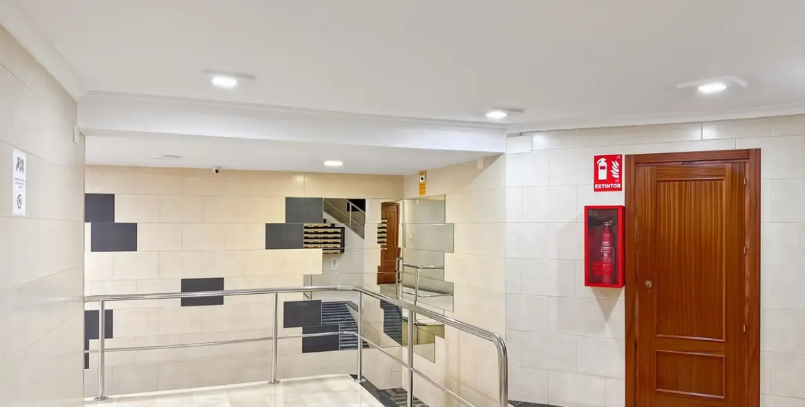 Sale of middle floor apartment in El Ejido 9